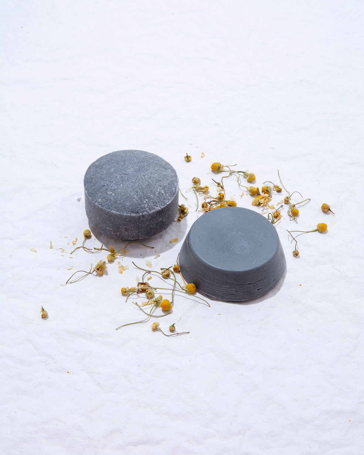 Clarify Shampoo Bar wildcrafted with chamomile perfect for oily hair hard water dandruff buildup colour-treated blondes and gray