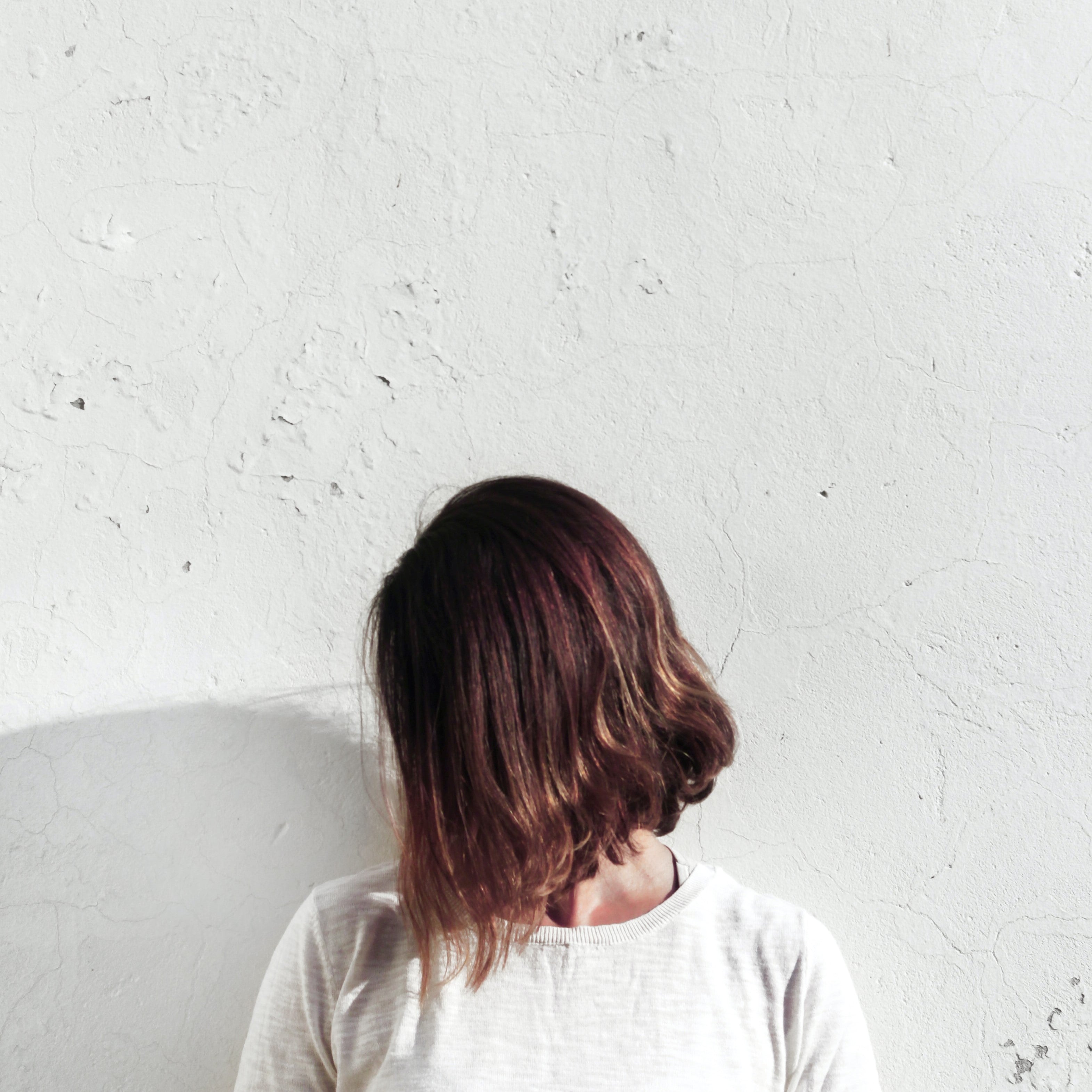 Scalp Buildup: 5 signs that you have it & how to prevent it